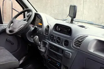 Mercedes-Benz Sprinter, 2.1, 95 kW, diesel, manual, rear-wheel drive