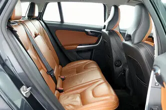 Volvo V60, 1.6, 84 kW, diisel, automaat, esivedu