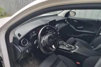 Mercedes-Benz GLC 220, 2.1, 125 kW, diesel, automatic, four-wheel drive