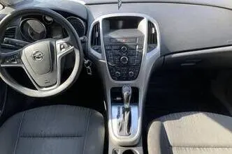 Opel Astra, 1.4, 103 kW, бензин, автомат, передний привод
