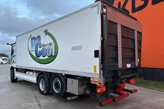 Mercedes-Benz Actros, 350 kW, diesel, automatic