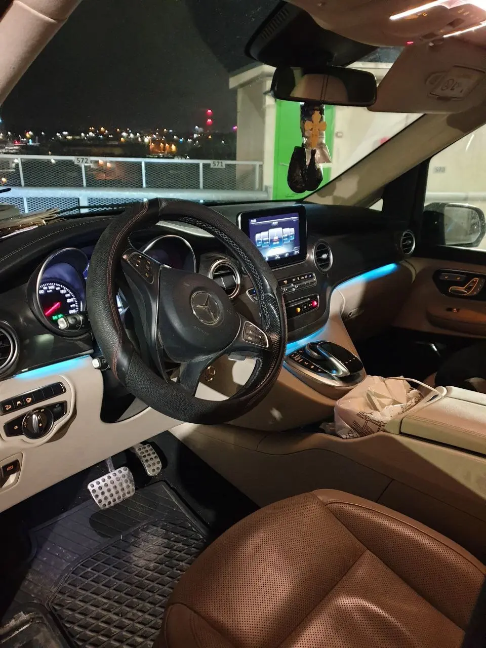 Mercedes-Benz V-KLASSE, 2.1, 140 kW, diesel, automatic, four-wheel drive