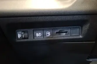 Peugeot 308, 1.6, 132 kW, pistikhübriid, automaat, esivedu