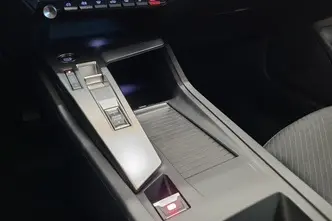 Peugeot 308, 1.6, 132 kW, pistikhübriid, automaat, esivedu