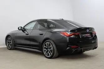 BMW i4, 400 kW, электричество, автомат, полный привод