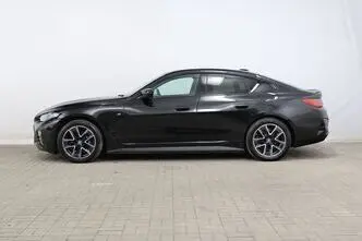 BMW i4, 400 kW, электричество, автомат, полный привод