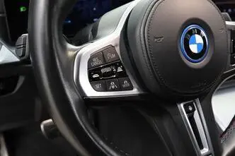 BMW i4, 400 kW, электричество, автомат, полный привод