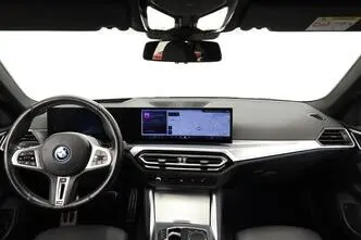BMW i4, 400 kW, электричество, автомат, полный привод