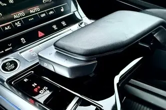 Audi e-tron, 158 kW, elekter, automaat, nelikvedu