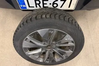 Peugeot 208, 1.2, 74 kW, bensiin, automaat, esivedu