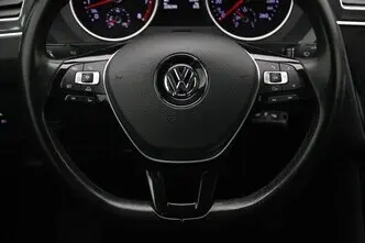 Volkswagen Tiguan, 1.4, 92 kW, бензин, механическая, передний привод