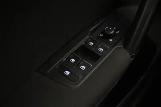 Volkswagen Tiguan, 1.4, 92 kW, бензин, механическая, передний привод