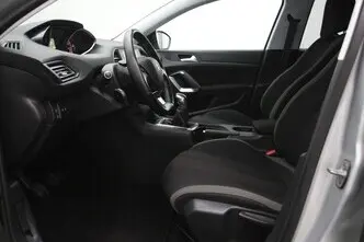 Peugeot 308, 1.2, 81 kW, бензин, механическая, передний привод