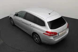 Peugeot 308, 1.2, 81 kW, бензин, механическая, передний привод