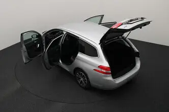 Peugeot 308, 1.2, 81 kW, бензин, механическая, передний привод