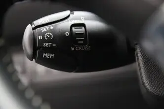 Peugeot 308, 1.2, 81 kW, бензин, механическая, передний привод