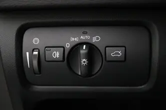 Volvo V40, 2.0, 140 kW, diisel, manuaal, esivedu