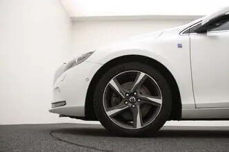 Volvo V40, 2.0, 140 kW, diisel, manuaal, esivedu