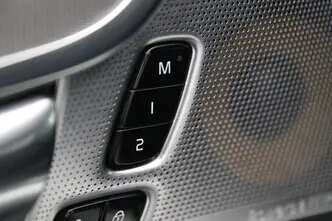 Volvo V90 Cross Country, 2.0, 140 kW, diesel, automatic, four-wheel drive