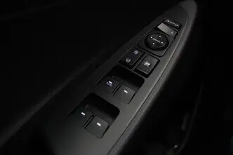 Hyundai Tucson, 1.6, 97 kW, bensiin, manuaal, esivedu