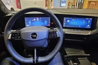 Opel Astra, 1.2, 96 kW, бензин, автомат, передний привод