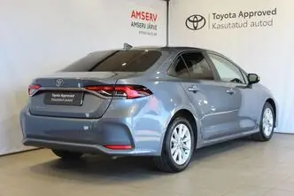 Toyota Corolla, 1.5, 92 kW, бензин, механическая, передний привод