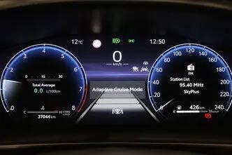 Toyota Corolla, 1.5, 92 kW, бензин, механическая, передний привод