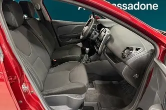 Renault Clio, 0.9, 66 kW, бензин, механическая, передний привод