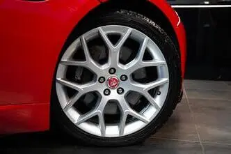 Jaguar F-Type, 2.0, 221 kW, benzinas, automatinė, galiniai varomieji ratai