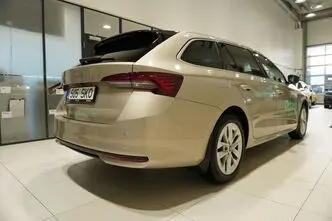 Škoda Octavia, 1.5, 110 kW, гибрид, автомат, передний привод