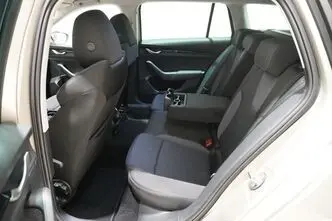 Škoda Octavia, 1.5, 110 kW, гибрид, автомат, передний привод