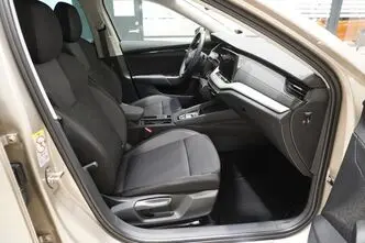 Škoda Octavia, 1.5, 110 kW, гибрид, автомат, передний привод