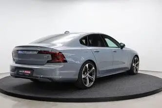 Volvo S90, 2.0, 173 kW, hybrid, automatic, four-wheel drive