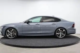 Volvo S90, 2.0, 173 kW, hybrid, automatic, four-wheel drive