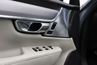 Volvo S90, 2.0, 173 kW, hybrid, automatic, four-wheel drive