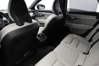 Volvo S90, 2.0, 173 kW, hybrid, automatic, four-wheel drive