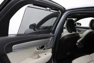 Volvo S90, 2.0, 173 kW, hybrid, automatic, four-wheel drive