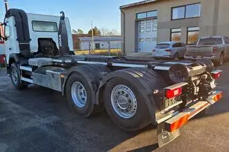 Volvo FM410 6X2*4, 308 kW, дизель, автомат