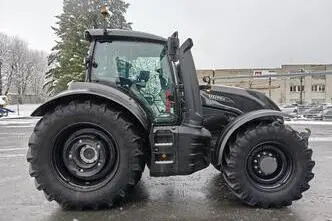 Valtra T255, 7.4, 198 kW, diesel, automatic, four-wheel drive