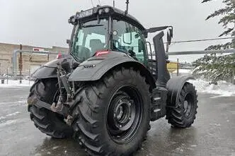 Valtra T255, 7.4, 198 kW, diesel, automatic, four-wheel drive