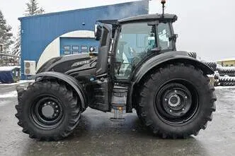 Valtra T255, 7.4, 198 kW, diesel, automatic, four-wheel drive