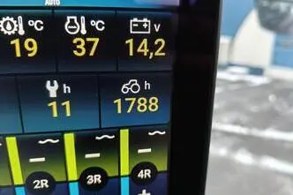 Valtra T255, 7.4, 198 kW, diesel, automatic, four-wheel drive