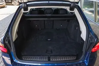 BMW 520, 2.0, 121 kW, diesel, automatic, rear-wheel drive