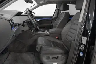 Volkswagen Touareg, 3.0, 250 kW, plug-in hybrid, automatic, four-wheel drive