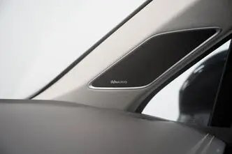 Volkswagen Touareg, 3.0, 250 kW, plug-in hybrid, automatic, four-wheel drive