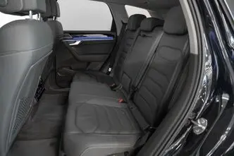 Volkswagen Touareg, 3.0, 250 kW, plug-in hybrid, automatic, four-wheel drive