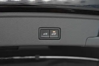 Volkswagen Touareg, 3.0, 250 kW, plug-in hybrid, automatic, four-wheel drive