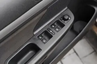 Volkswagen Golf, 1.6, 77 kW, diesel, manual, front-wheel drive