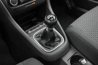 Volkswagen Golf, 1.6, 77 kW, diesel, manual, front-wheel drive