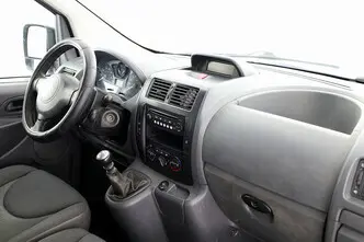 Citroën Jumpy, 2.0, 94 kW, diesel, manual, front-wheel drive